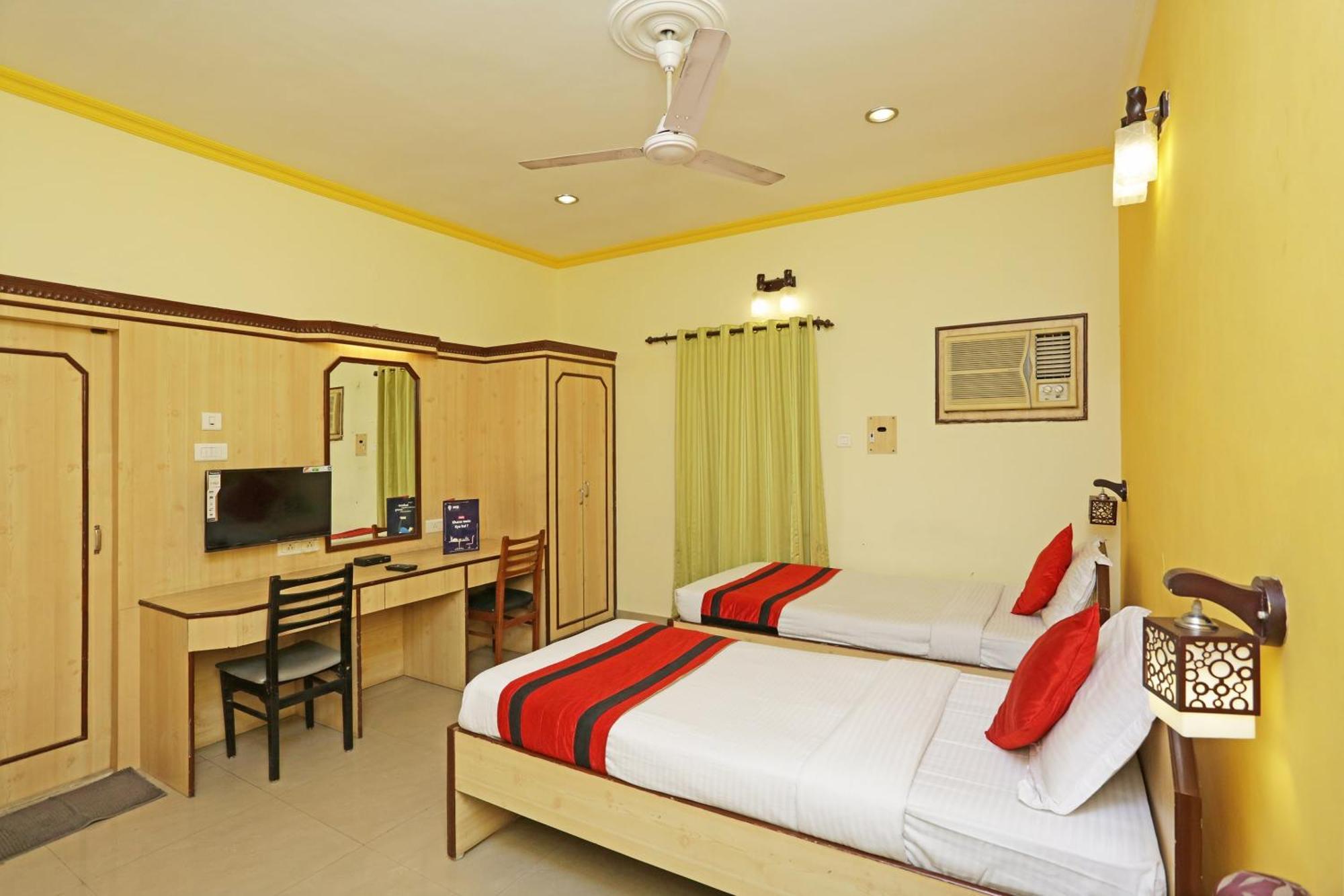 Homely Raj Kolkata Exterior photo